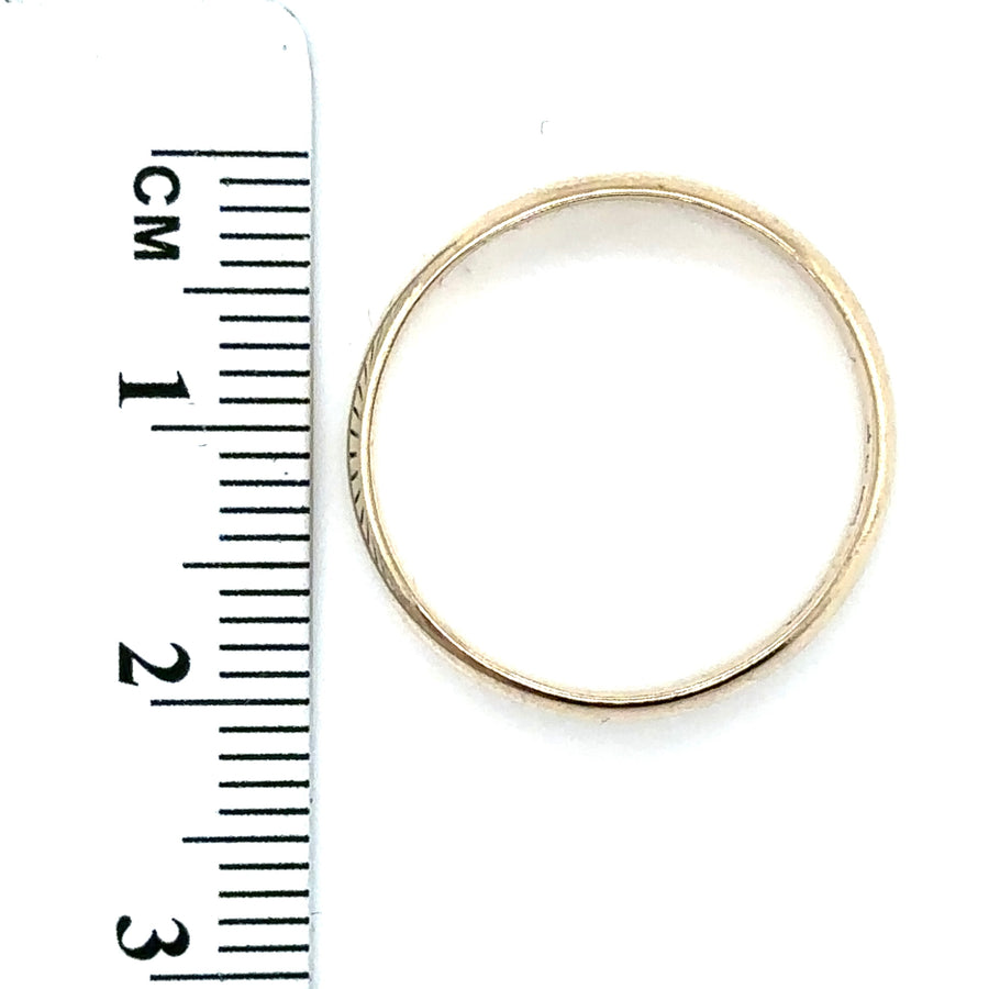 9ct Yellow Gold Band Ring - Size O 1/2