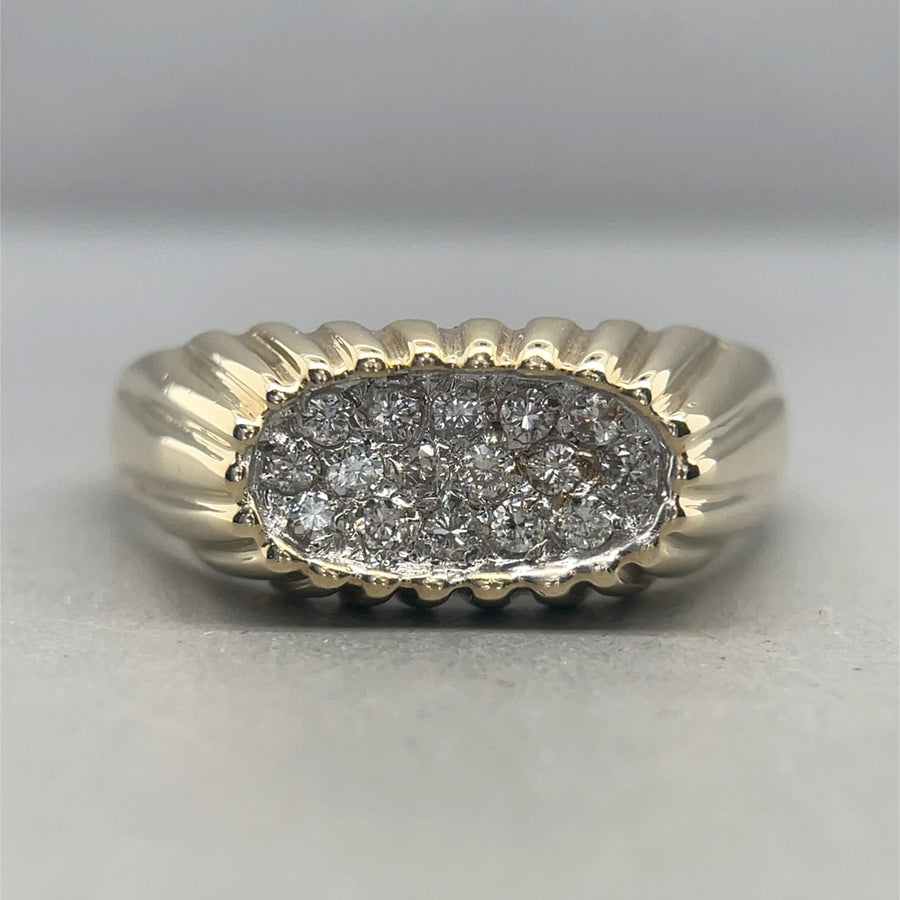 9ct Yellow Gold Diamond Set Signet Style Ring - Size U