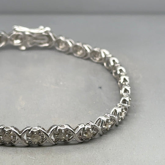 9ct White Gold Diamond Tennis Bracelet (c. 0.84ct)