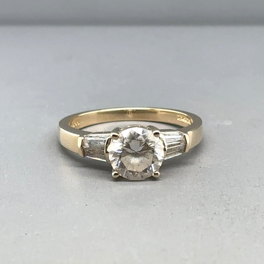 14ct Yellow Gold Cubic Zirconia Ring - Size M