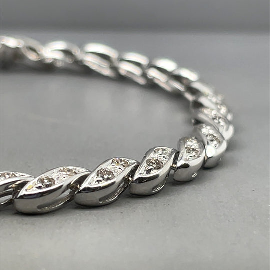 18ct White Gold Diamond Set Bracelet (c. 1.00ct)