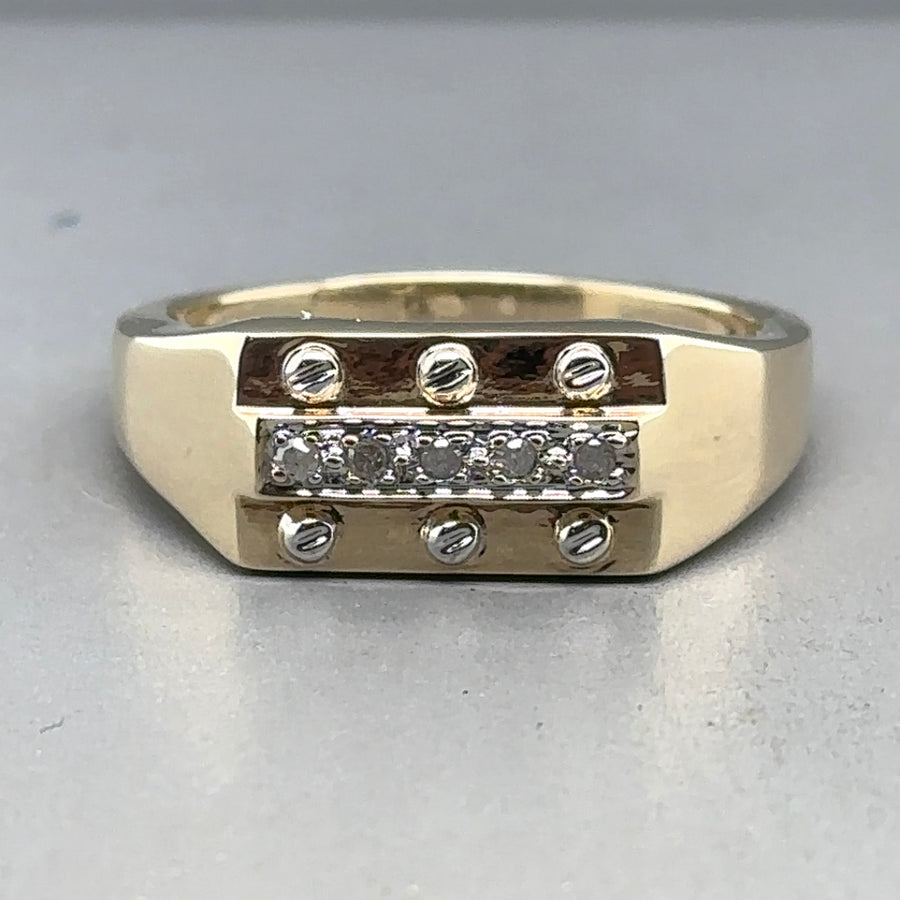 9ct Yellow Gold Diamond Set Ring - Size V