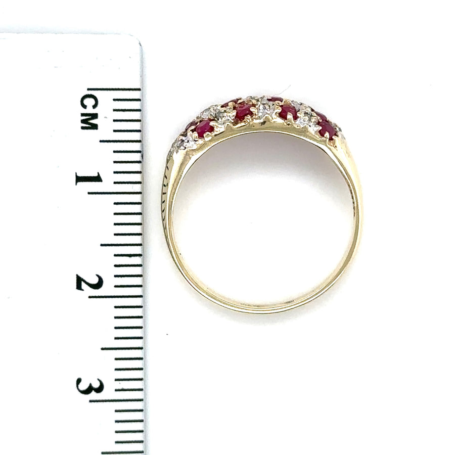 9ct Yellow Gold Diamond and Red Spinel Ring - Size M 1/2