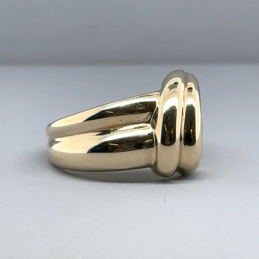 9ct Yellow Gold Swirl Ring - Size O 1/2