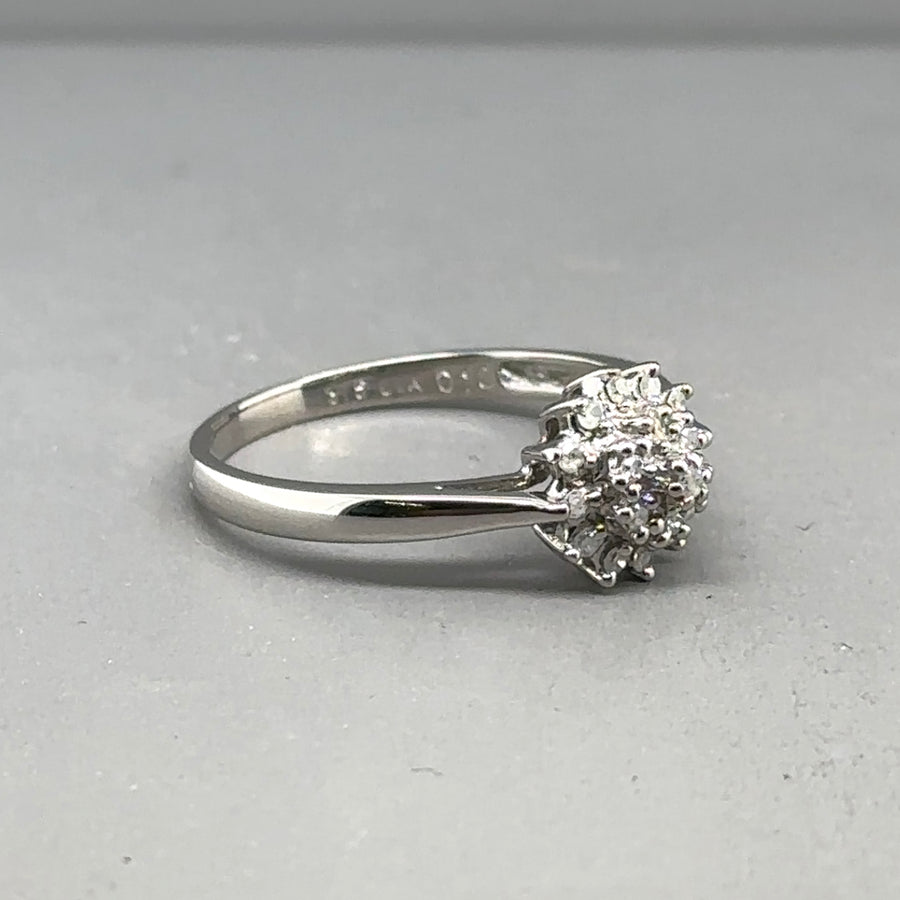 9ct White Gold Diamond Diamond Cluster Ring - Size K 1/2