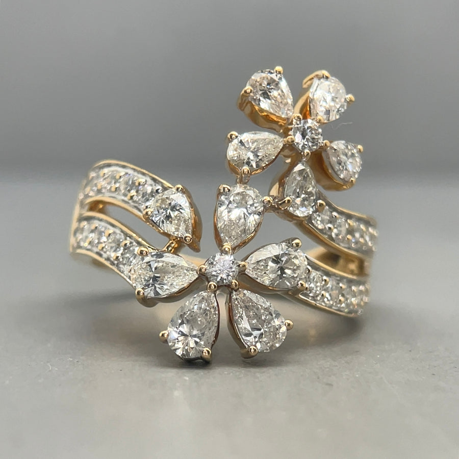 18ct Yellow Gold Diamond Flower Ring (c. 1.35ct) - Size L