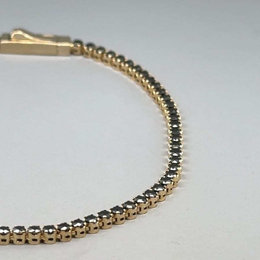 14ct Yellow Gold Black Stone Set Bracelet