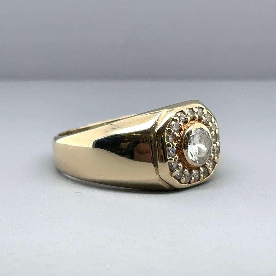 9ct Yellow Gold Cubic Zirconia Set Signet Style Ring - Size T 1/2