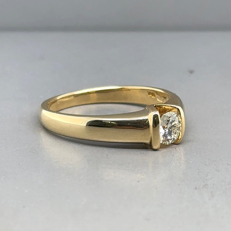 18ct Yellow Gold Single Stone Diamond Ring (c. 0.33ct) - Size P
