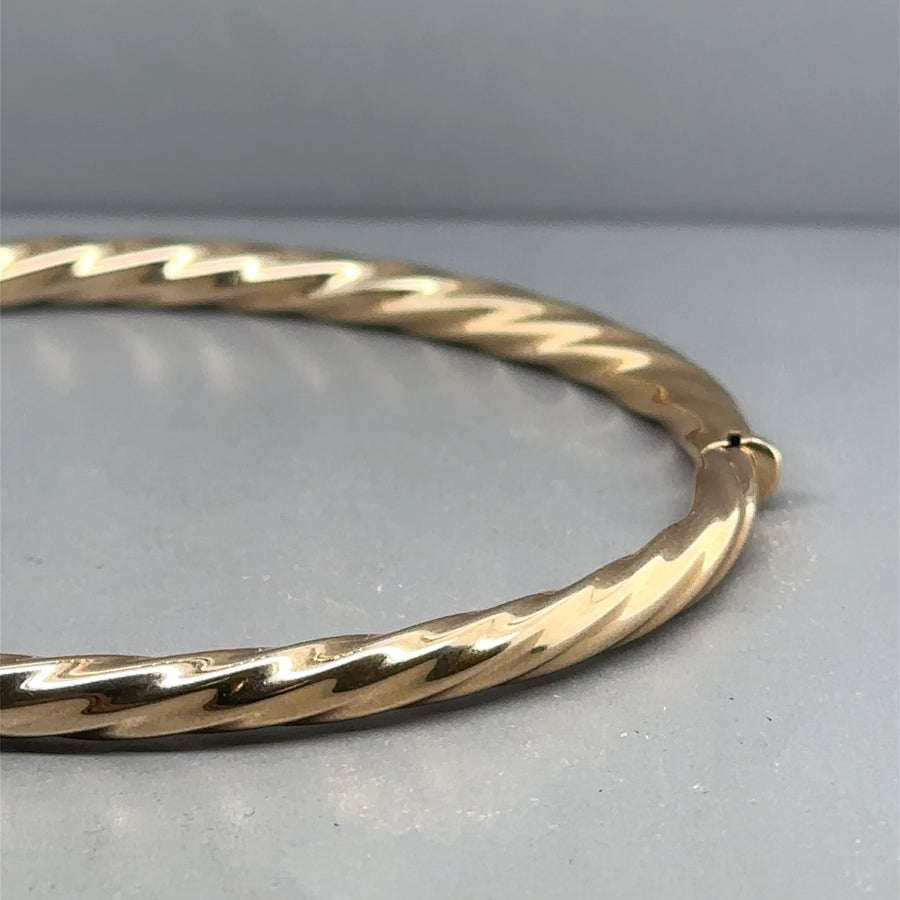9ct Yellow Gold Twist Bangle NEW!