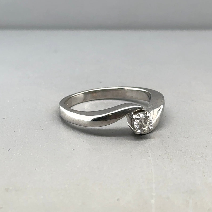 18ct White Gold Single Stone Diamond Ring (c. 0.20ct) - Size N 1/2