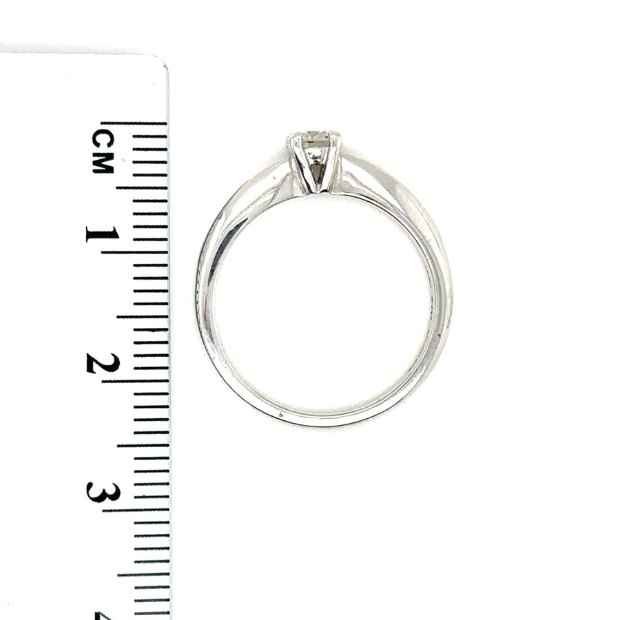 18ct White Gold Single Stone Diamond Ring - Size M