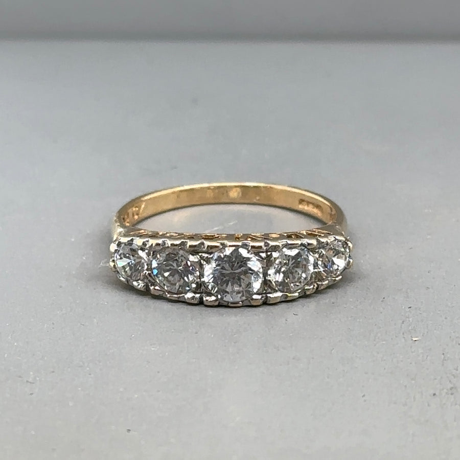 14ct Yellow Gold Cubic Zirconia Ring - Size O 1/2