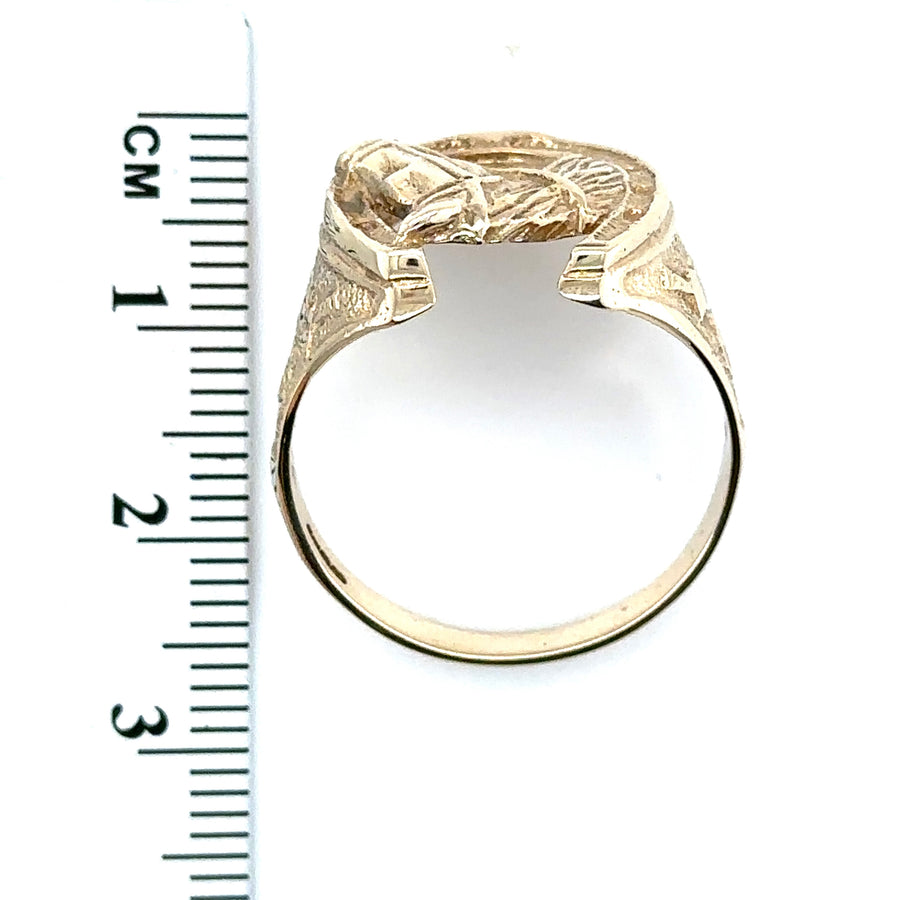 9ct Yellow Gold Horse and Horse Shoe Ring - Size U