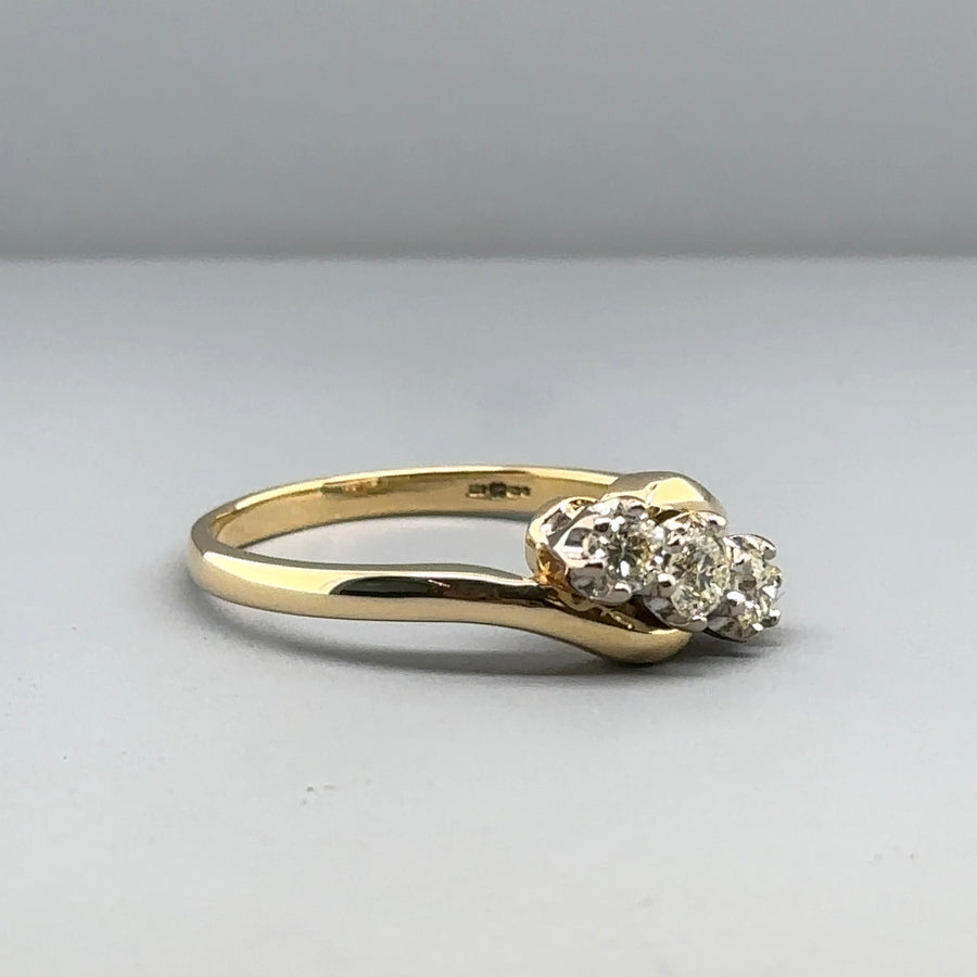 18ct Yellow Gold Three Stone Diamond Ring (c. 0.50ct) - Size S