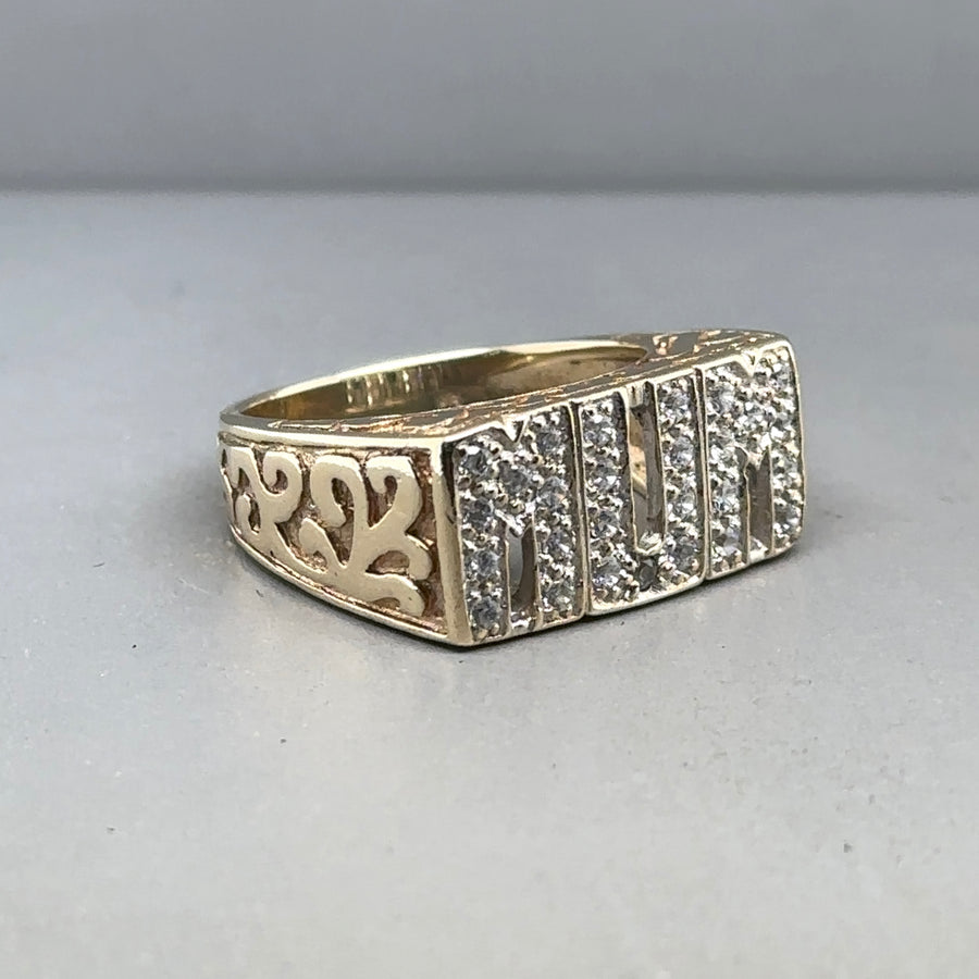 9ct Yellow Gold Cubic Zirconia Mum Ring - Size P