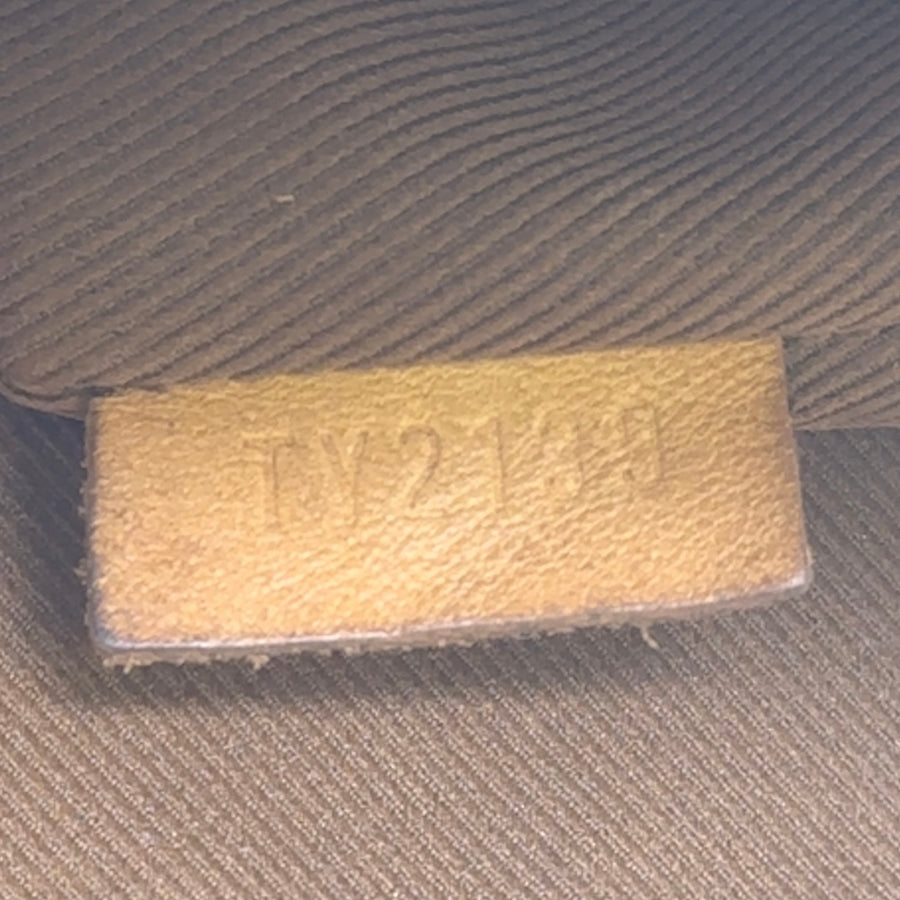 Pre-Owned Leather and Canvas Louis Vuitton Monogram Clutch Bag
