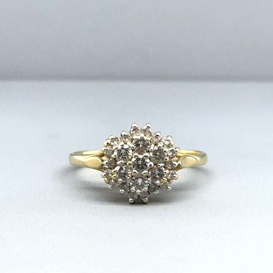 18ct Yellow Gold Diamond Cluster Ring (c. 0.45 - 0.50ct) - Size M