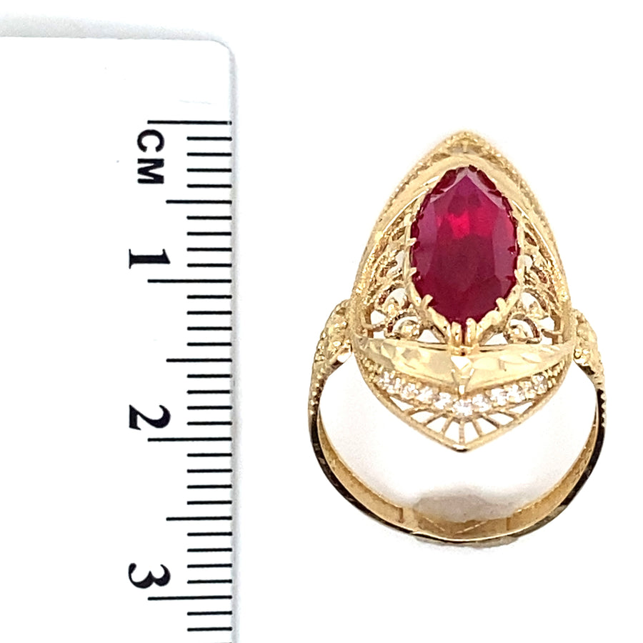 14ct Yellow Gold Red and White Synthetic Stone Fancy Ring - Size M