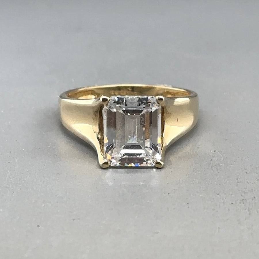 14ct Yellow Gold Cubic Zirconia Ring - Size K 1/2