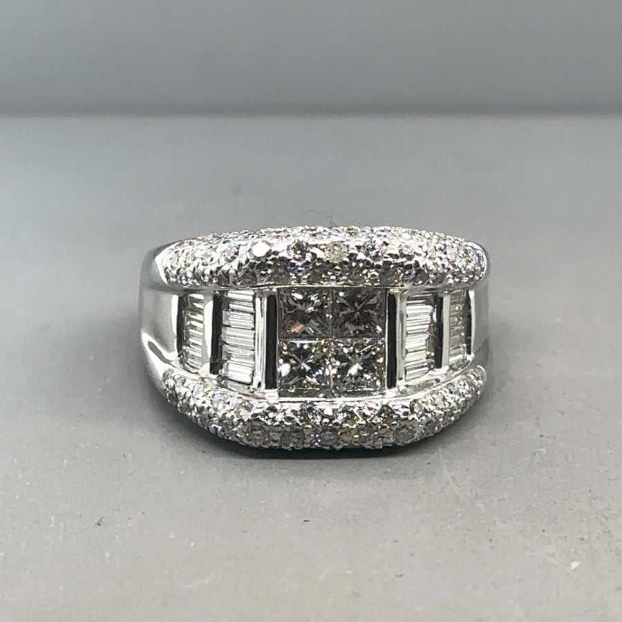 18ct White Gold Diamond Fancy Ring (c. 2.00ct) - Size R