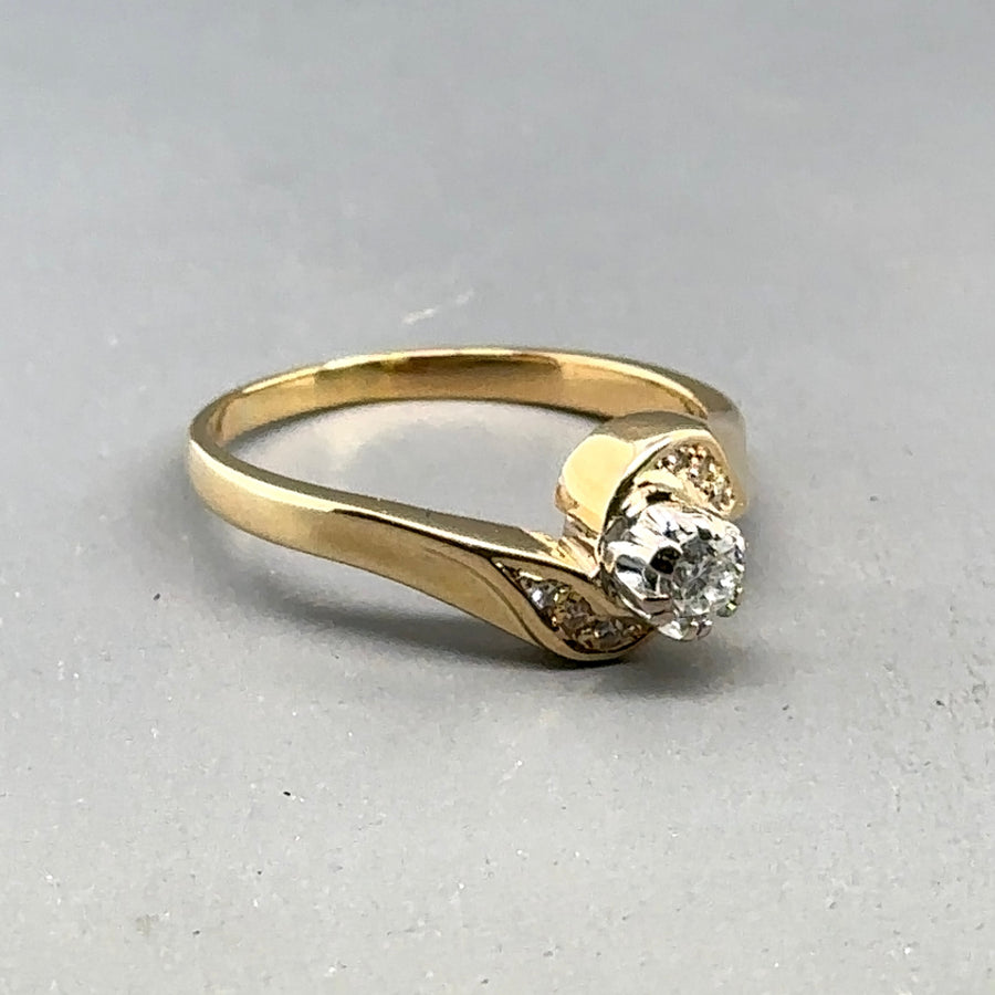 18ct Yellow Gold Diamond Ring (c. 0.25ct) - Size O 1/2