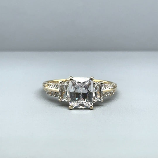 9ct Yellow Gold Cubic Zirconia Ring - Size O