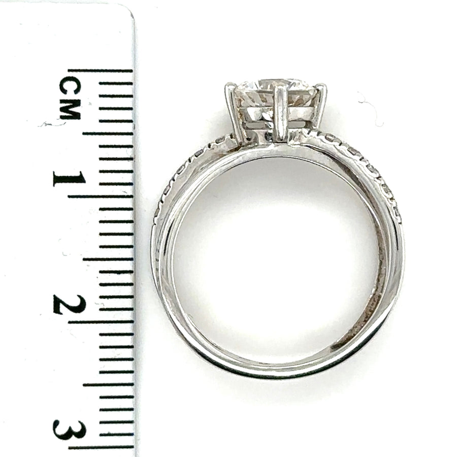9ct White Gold Cubic Zirconia Fancy Ring - Size L