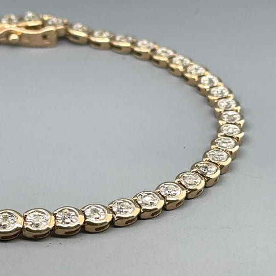 9ct Yellow Gold Diamond Set Bracelet (c. 0.48ct)