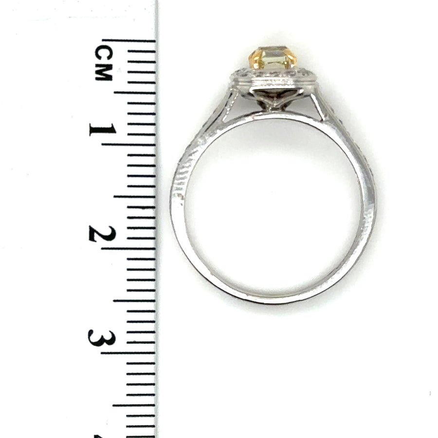 18ct White Gold Single Stone Yellow Diamond and Diamond Shoulders Ring (c. 0.80ct) - Size M