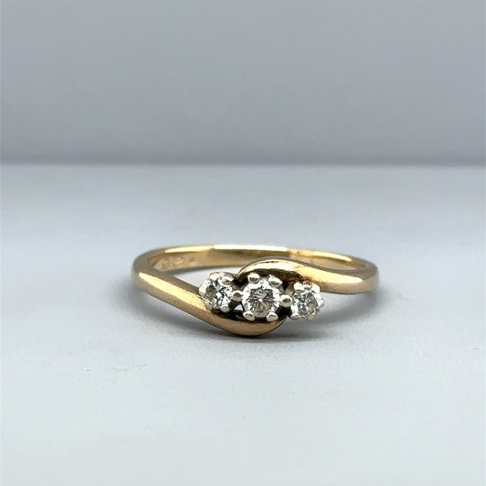 9ct Yellow Gold Three Stone Diamond Ring (c. 0.25ct) - Size Q