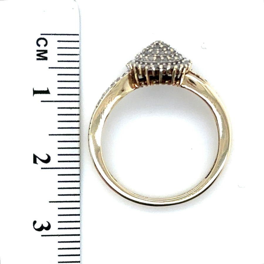 9ct Yellow Gold Diamond Cluster Ring (c. 0.25ct) - Size N 1/2