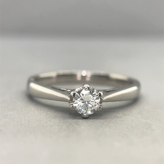18ct White Gold Single Stone Diamond Ring (c. 0.20ct) - Size M