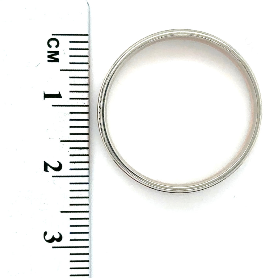 9ct Bi-Colour Band Ring - Size U 1/2