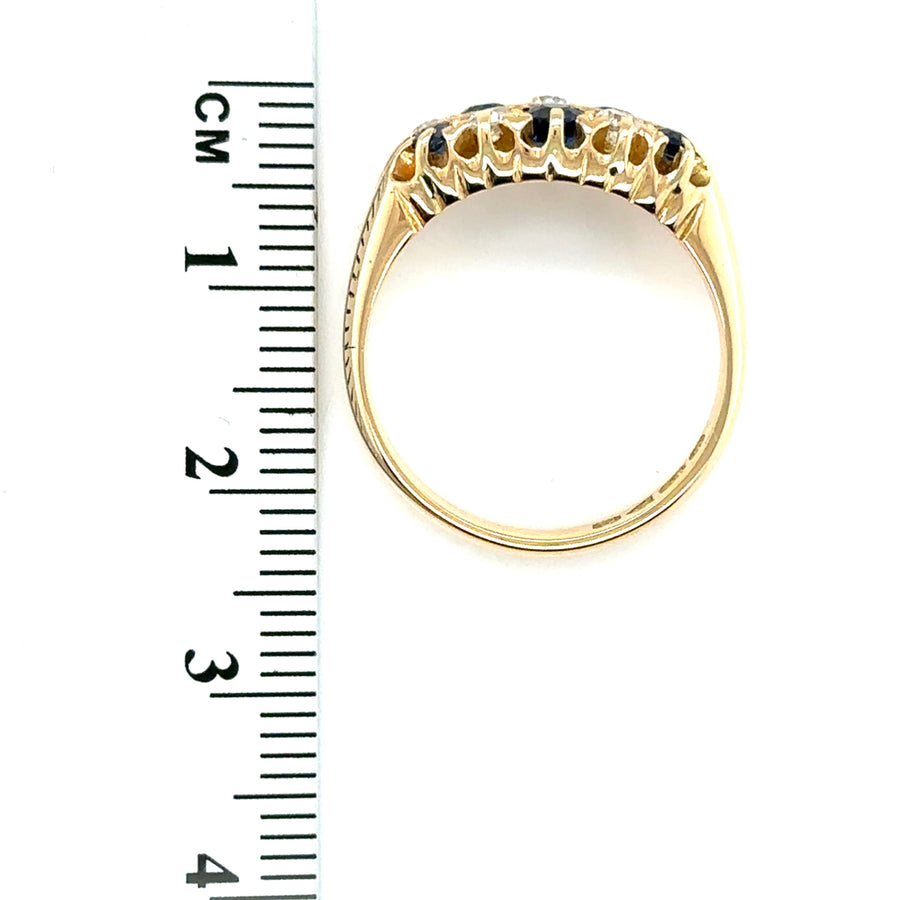 18ct Yellow Gold Sapphire and Diamond Ring (c. 0.35ct) - Size N