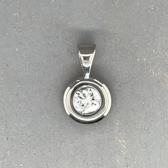 18ct White Gold Single Stone Diamond Pendant (c. 0.25ct)