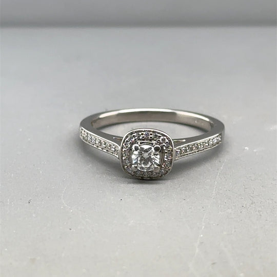 18ct White Gold Diamond Ring (c. 0.45ct) - Size O