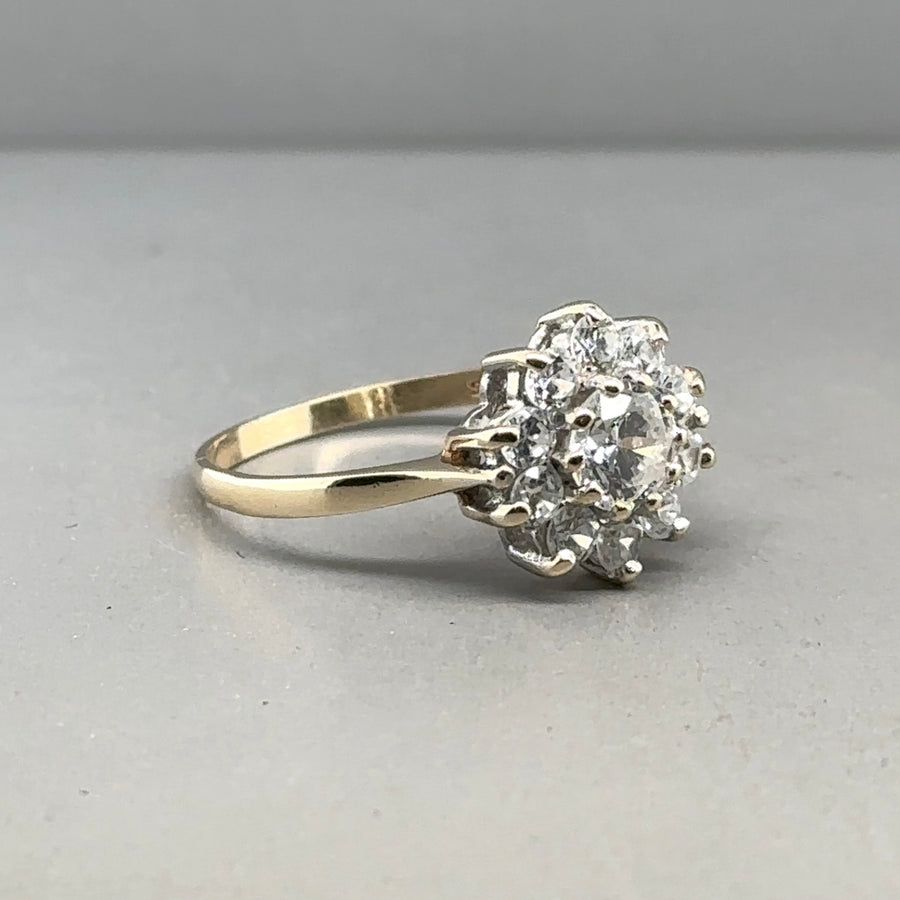 9ct Yellow Gold Cubic Zirconia Cluster Ring - Size P 1/2