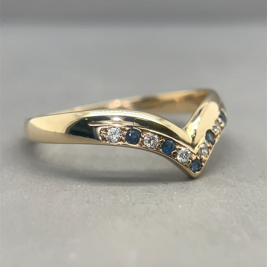 9ct Yellow Gold Sapphire and Diamond Chevron Ring - Size S