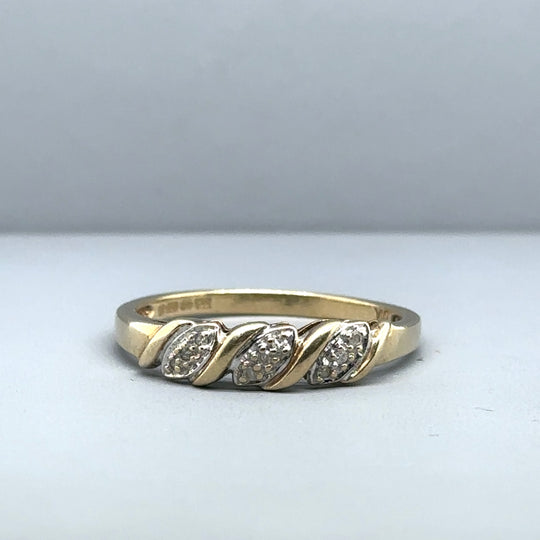 9ct Yellow Gold Diamond Set Ring - Size U
