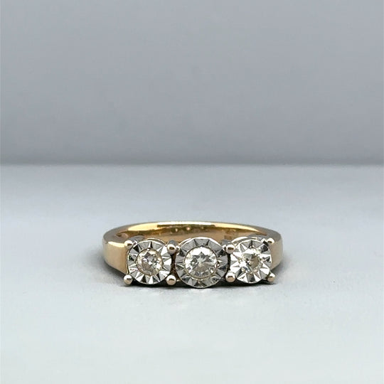 9ct Yellow Gold Three Stone Diamond Ring (c. 0.25ct) - Size J 1/2