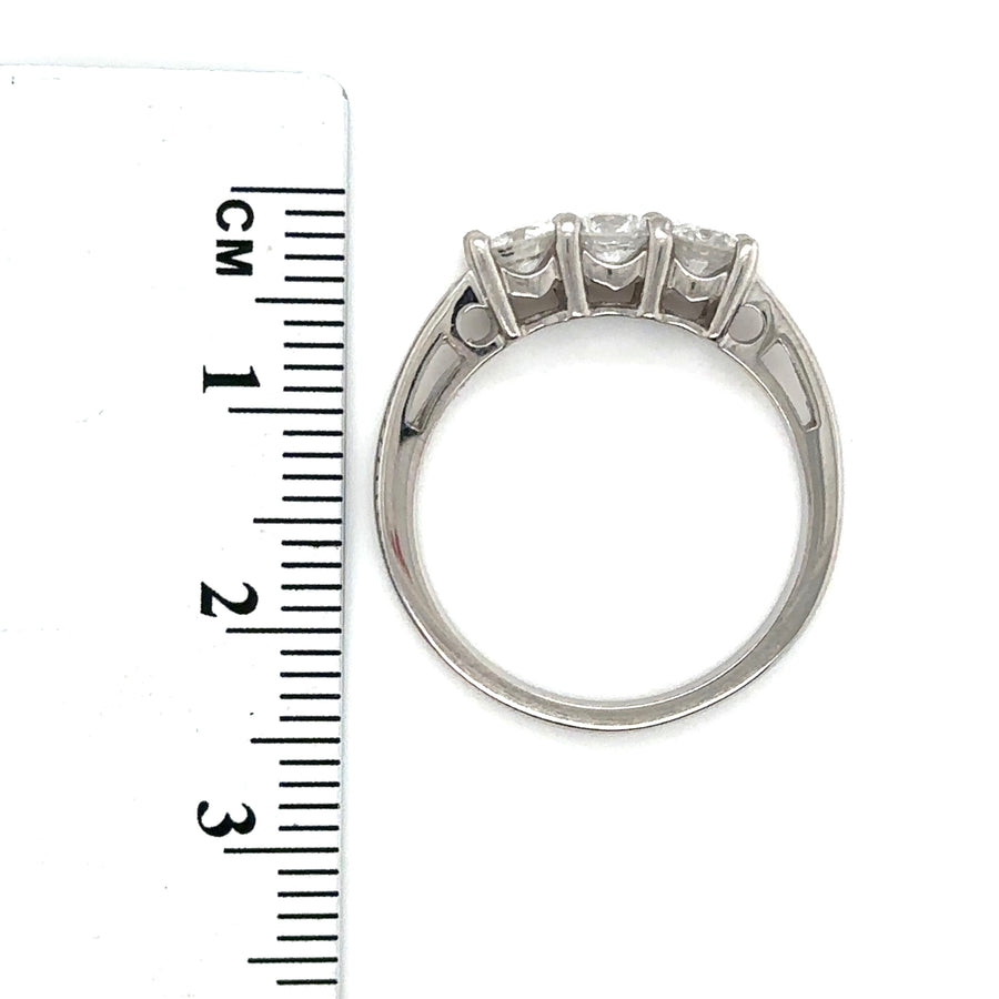 18ct White Gold Diamond Ring (c. 0.75ct) - Size O