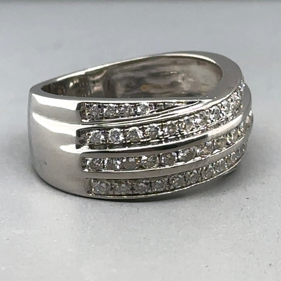 18ct White Gold Diamond Set Ring (C. 0.75ct) - Size M
