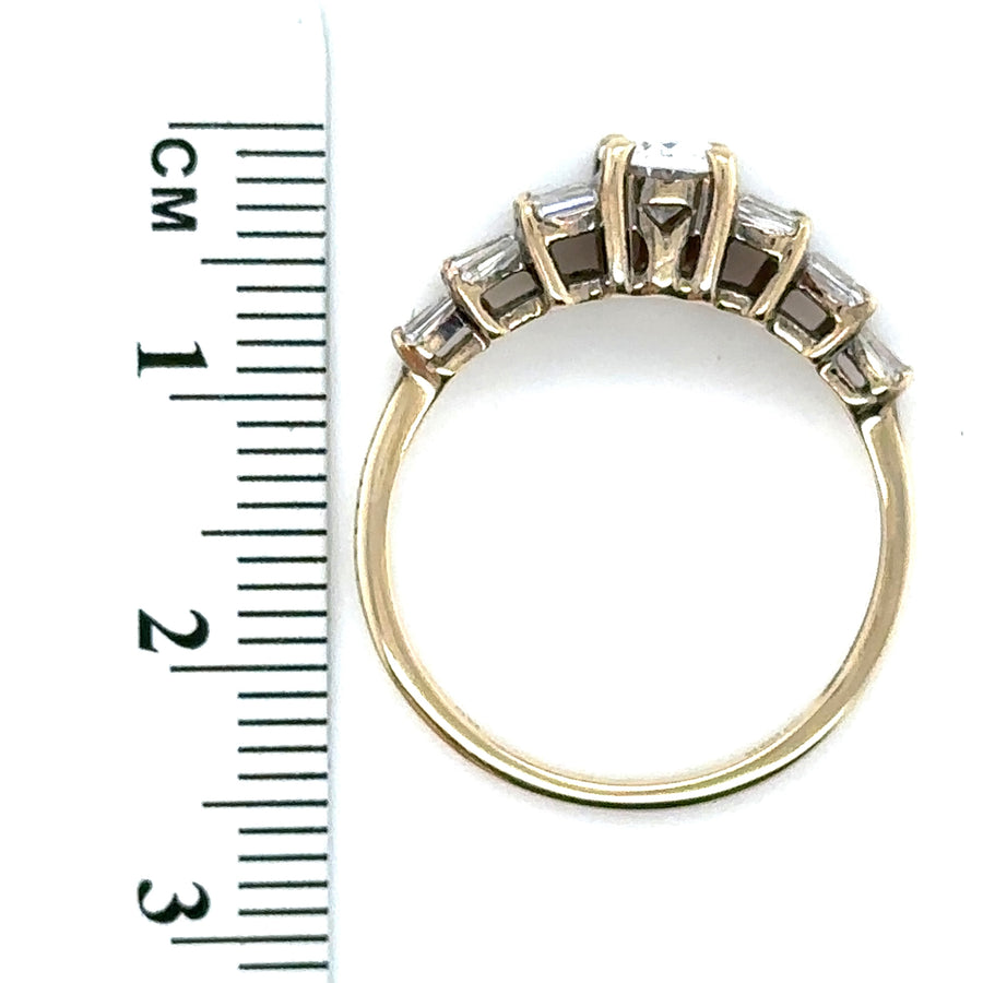 9ct Yellow Gold Cubic Zirconia Fancy Ring - Size P