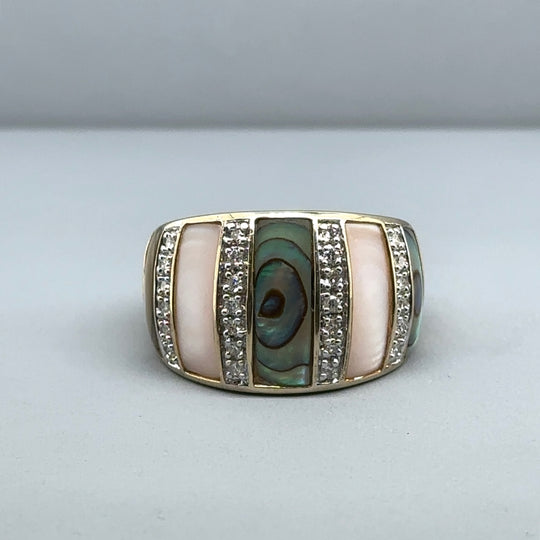 9ct Yellow Gold Diamond, Mother of Pearl and Abalone Shell Ring (c. 0.25 - 0.30ct) - Size M 1/2