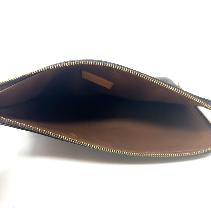 Pre-Owned Leather and Canvas Louis Vuitton Monogram Clutch Bag