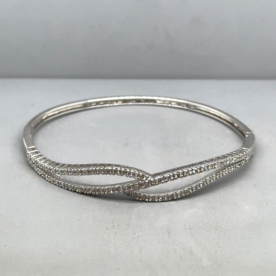 18ct White Gold Diamond Set Bangle (c. 0.72ct)
