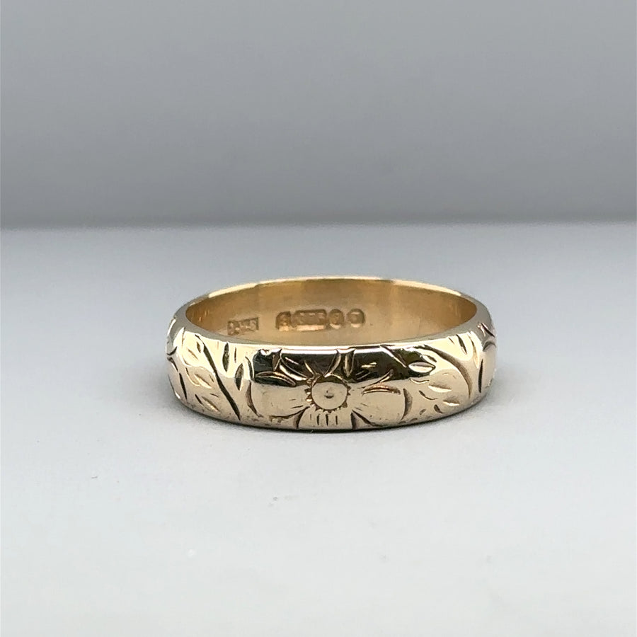 9ct Yellow Gold Flower Print Band Ring - Size P 1/2