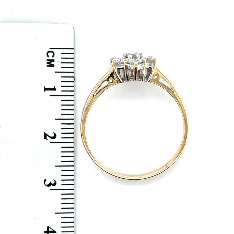 18ct Yellow Gold Diamond Cluster Ring (c. 0.70ct) - Size W