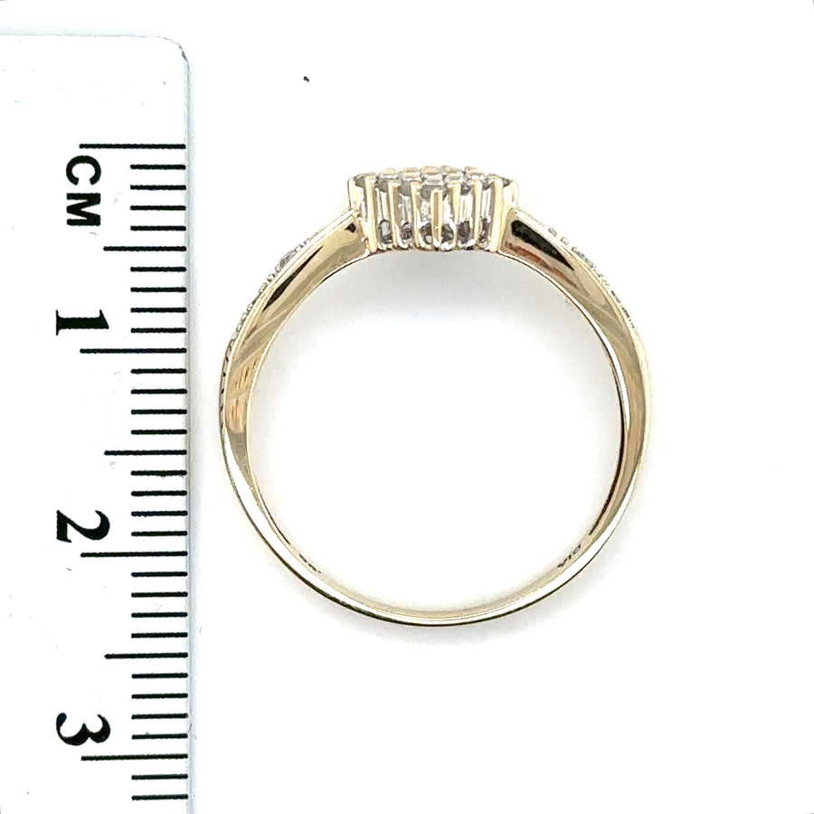9ct Yellow Gold Diamond Ring (c. 0.25ct) - Size Q